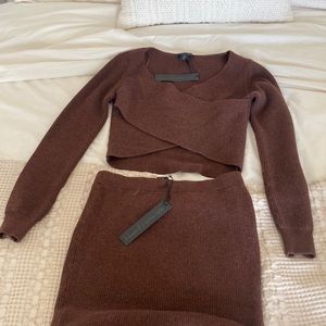 House of Harlow 1960 Sweater and Skirt set Small Brand New